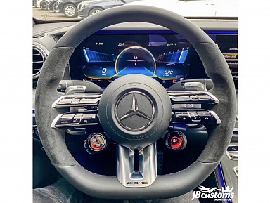 Volante Mercedes-AMG con mandos selectores (2021+)