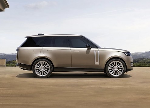 We discover the new Range Rover 2022