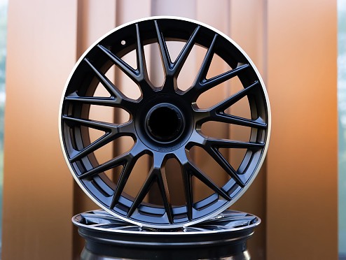 Llantas Replica de Aluminio Negro Satinado R22 Diseño Mercedes-AMG