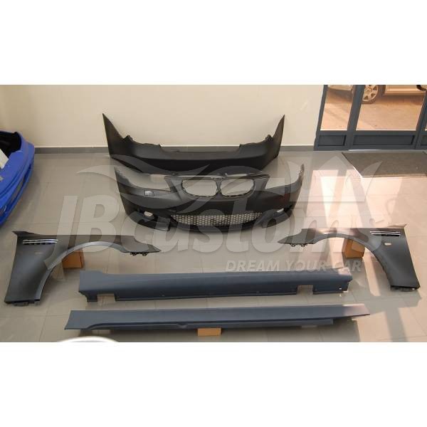 Body Kit/Fenders M5 for BMW 5 Series E60 (2004-2009)